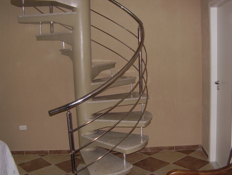 Corrimão de Aço Inox para Escada Caracol Preço Campo Limpo - Corrimão de Aço Inox com Vidro