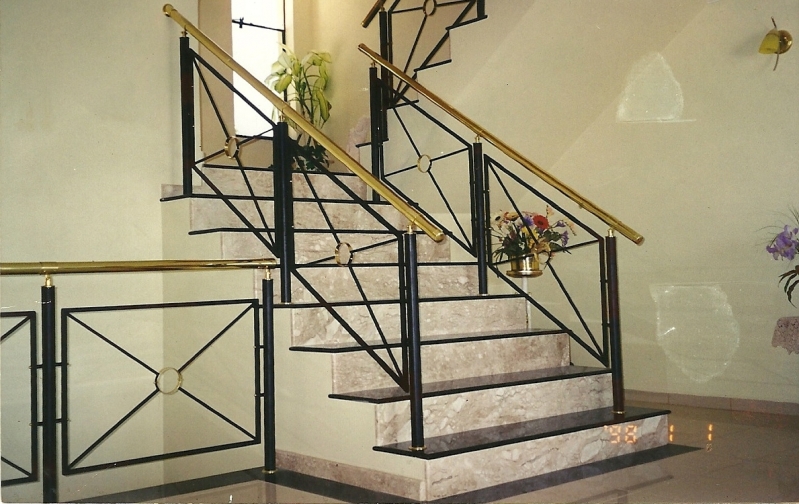 Corrimão de Latão Cambuci - Corrimão para Escada Pré Moldada