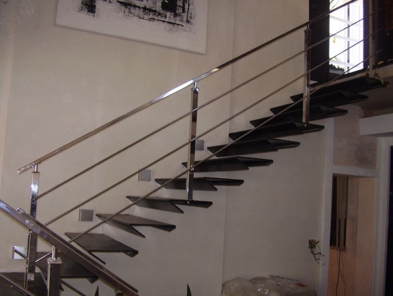 Corrimão Escada de Concreto Jundiaí - Corrimão Escada de Ferro