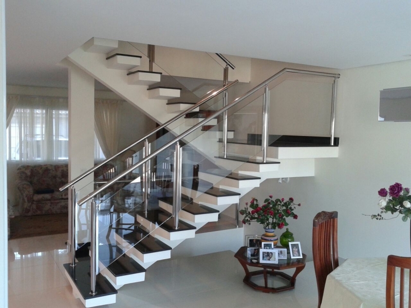 Corrimão para Escada da Sala Pinheiros - Fabricante de Corrimão para Escadas