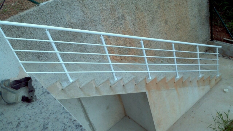 Corrimão para Escada Santana de Parnaíba - Corrimão para Escada da Sala