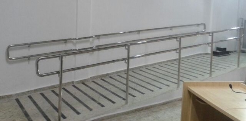 Corrimãos para Acessibilidade Bertioga - Fabricante de Corrimão para Escadas