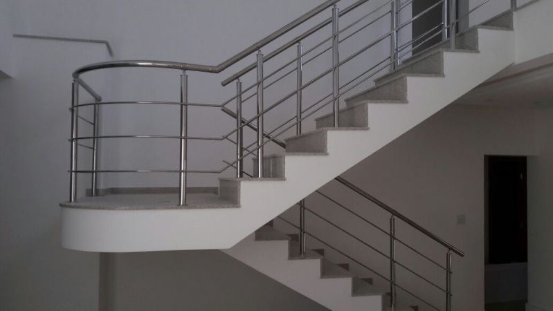 Corrimãos para Escada de Concreto Biritiba Mirim - Corrimão de Escada