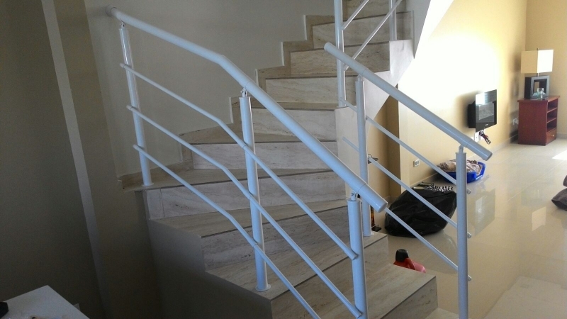 Corrimãos para Escada de Sobrado Itanhaém - Corrimão para Escada com Vidro