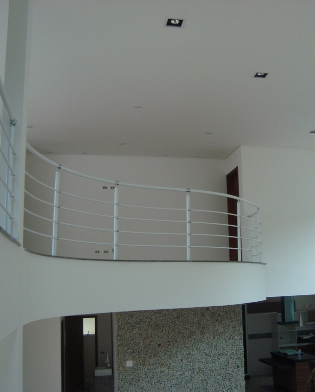 Fábricas de Corrimão de Ferro para Escada Interna Santo Antonio do Pinhal - Fábrica de Corrimão para Escada