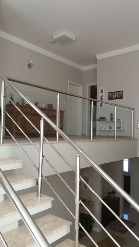 Instalação de Corrimão de Escada em Vidro Temperado Vila Prudente - Corrimão de Vidro para Varanda