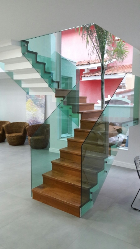Instalação de Corrimão de Vidro com Botão Jardim Iguatemi - Corrimão de Vidro e Inox