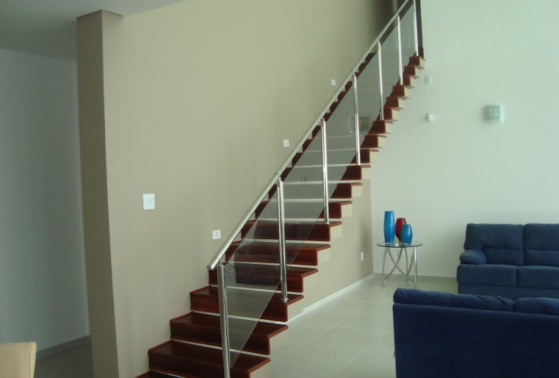 Quanto Custa Corrimão de Escada em Vidro Temperado Mairiporã - Corrimão de Vidro para Escada de Madeira